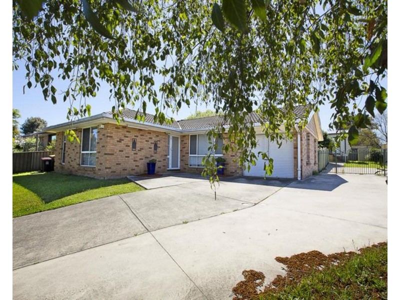 158 Explorers Way, St Clair NSW 2759