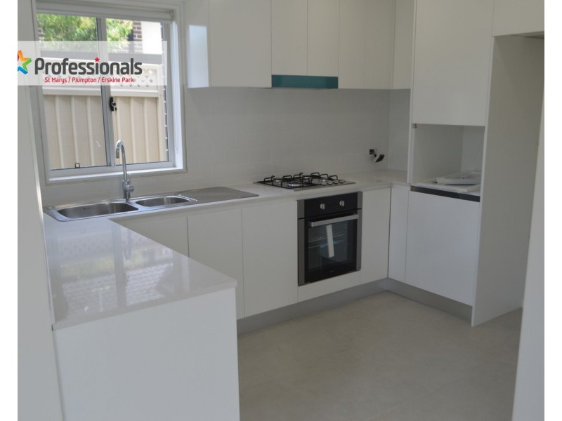 1, 2 3/18 Canberra Street, Oxley Park NSW 2760