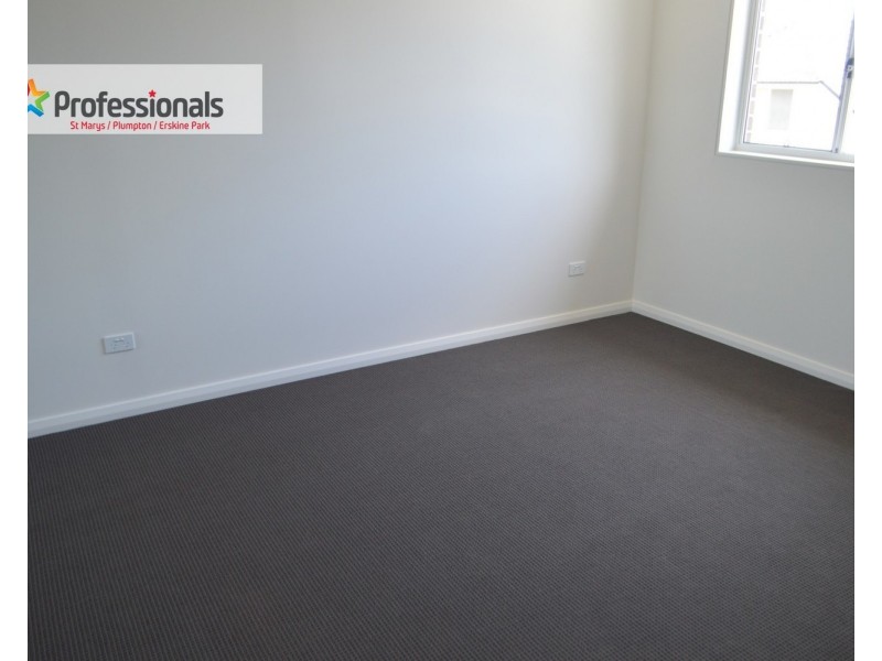 1, 2 3/18 Canberra Street, Oxley Park NSW 2760