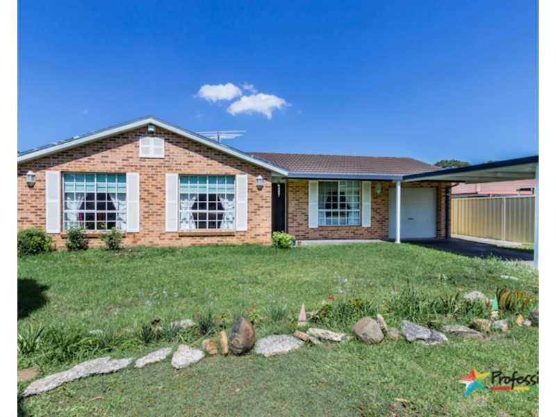 22 Martin Grove, Colyton NSW 2760