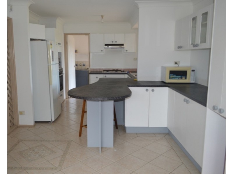 38 Amazon Place, St Clair NSW 2759