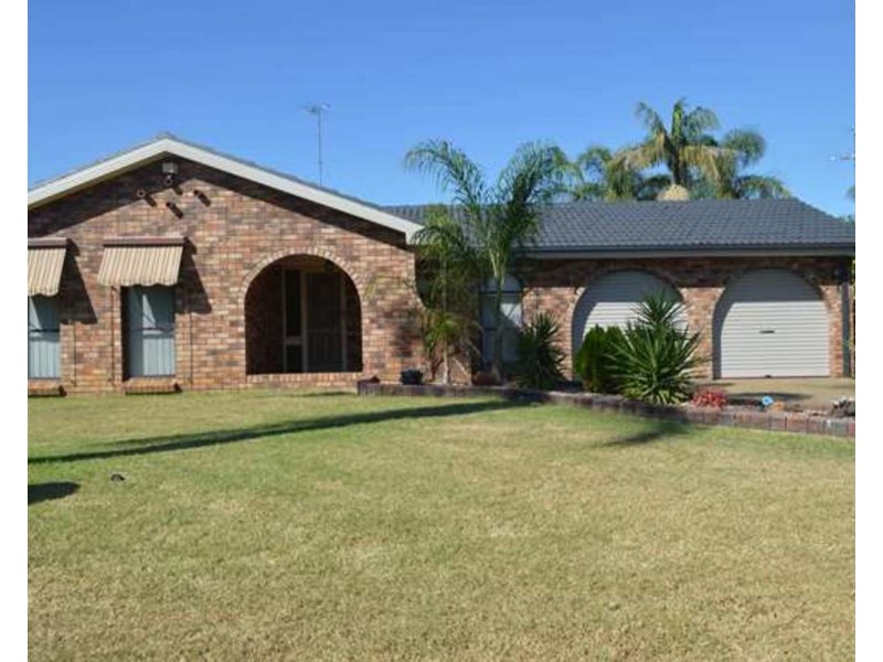 12 Kemerton Street, St Clair NSW 2759