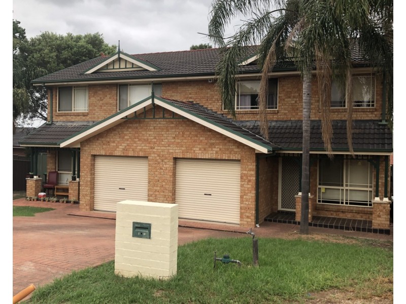 2/17 Mustang Avenue, St Clair NSW 2759