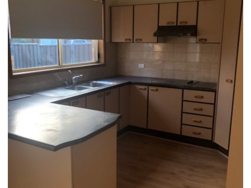 2/17 Mustang Avenue, St Clair NSW 2759