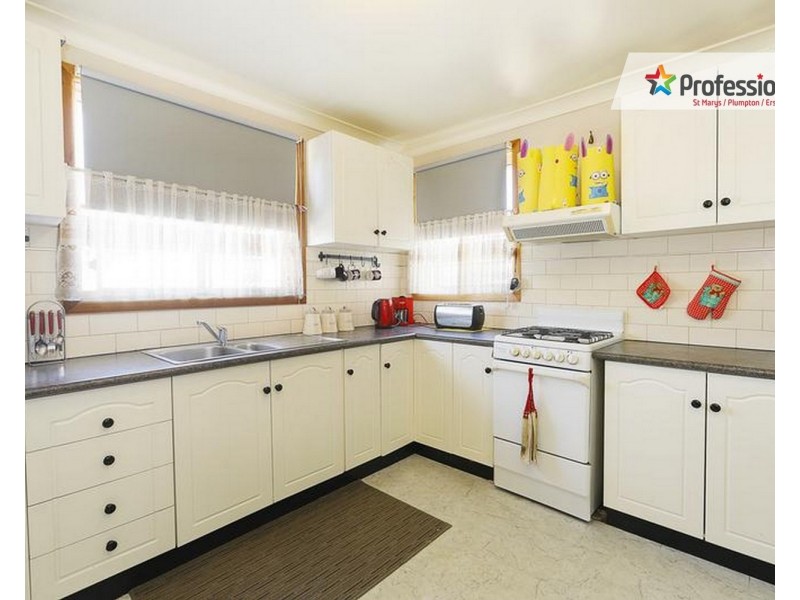 190 Desborough Road, Colyton NSW 2760