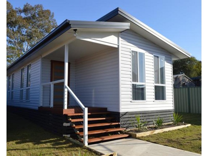 1A Edmund Blackett Close, St Clair NSW 2759