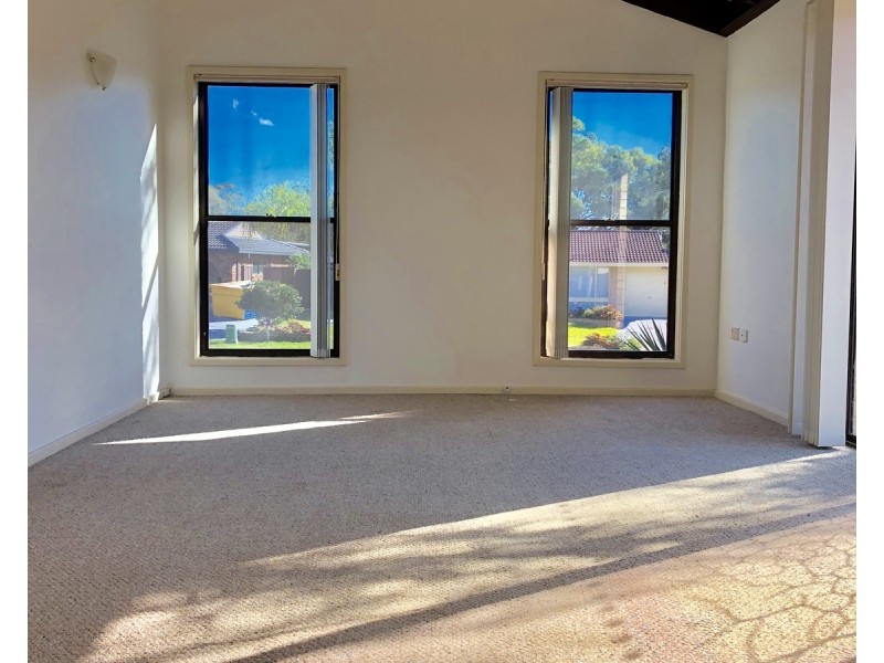 43 Merino Circuit, St Clair NSW 2759