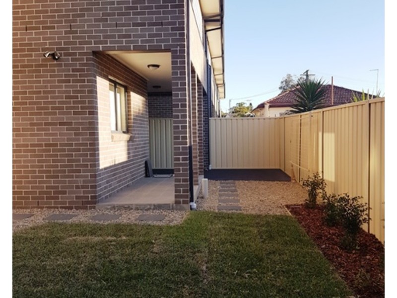 5/3 Edmondson Avenue, Oxley Park NSW 2760