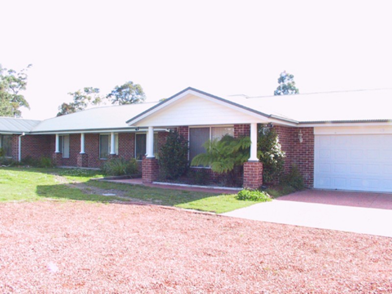 18 Jonnell Heights Place, Pampoolah NSW 2430