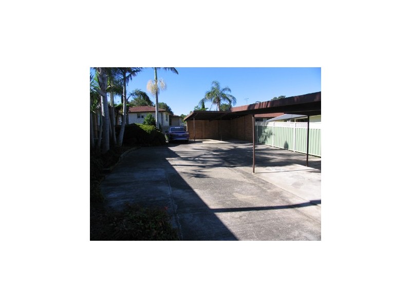 1/10 Coolabah Drive, Taree NSW 2430