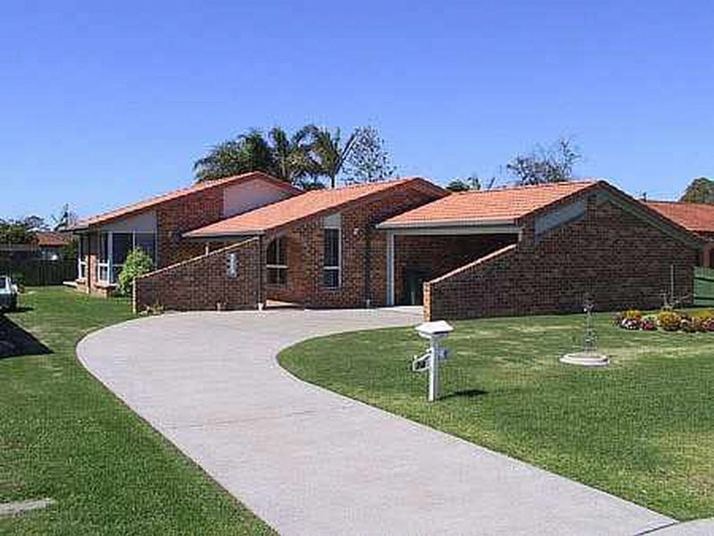 20 Petken Drive, Taree NSW 2430