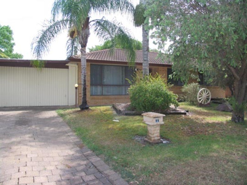 11 Rosebank Avenue, Taree NSW 2430
