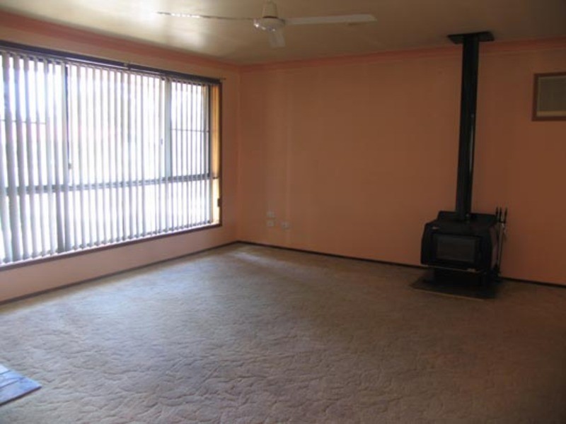 11 Rosebank Avenue, Taree NSW 2430