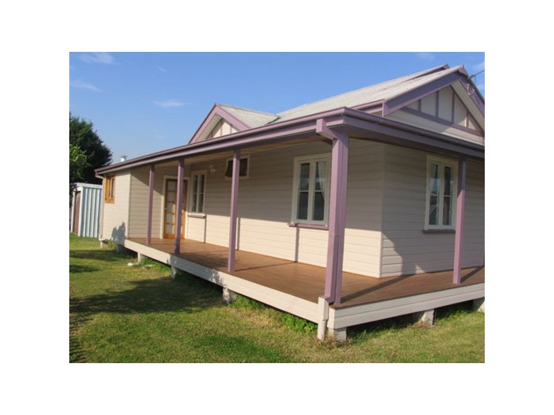 35 Stevenson Street, Taree NSW 2430