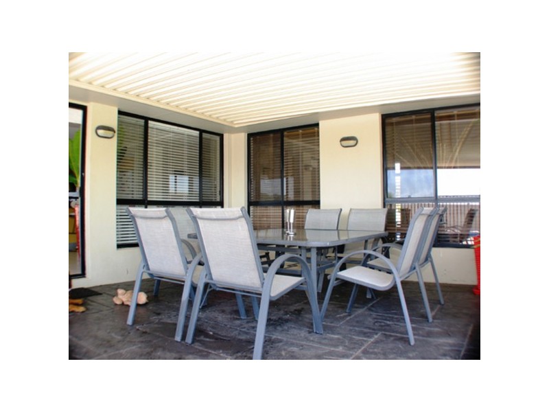 7 Bluehaven Drive, Old Bar NSW 2430