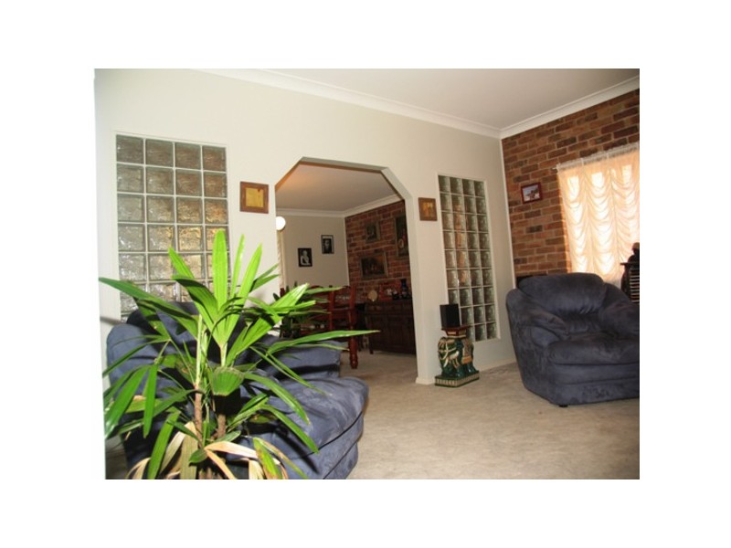38 Petken Drive, Taree NSW 2430