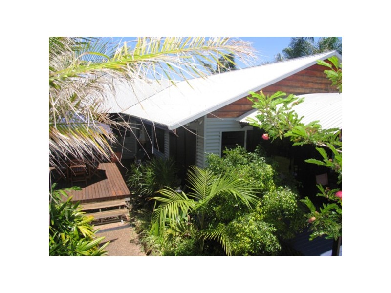 10 Clerk Street, Old Bar NSW 2430