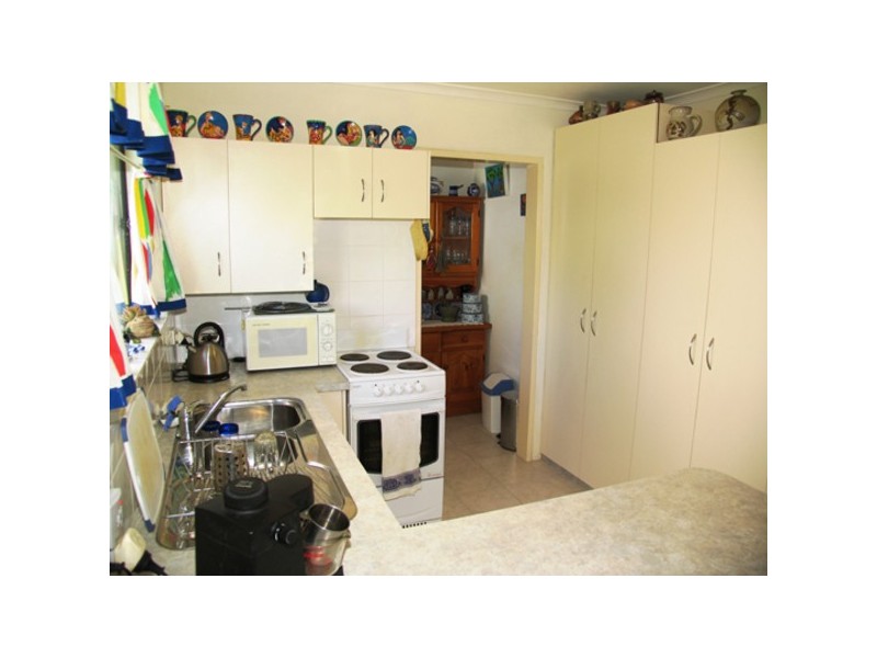 18 Commerce Street, Taree NSW 2430