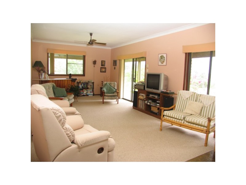 347 Carey’s Road, Hillville NSW 2430