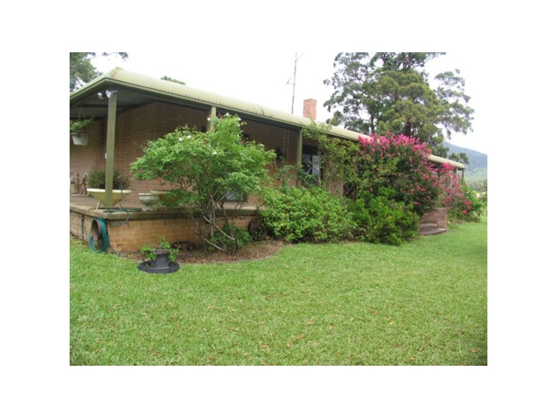 347 Carey’s Road, Hillville NSW 2430