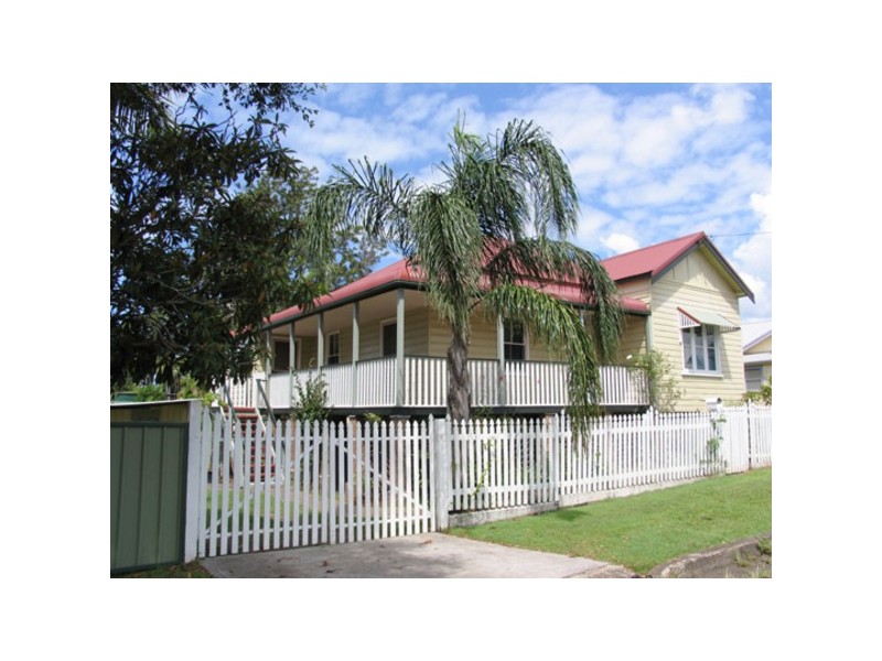 2 Albert Street, Taree NSW 2430