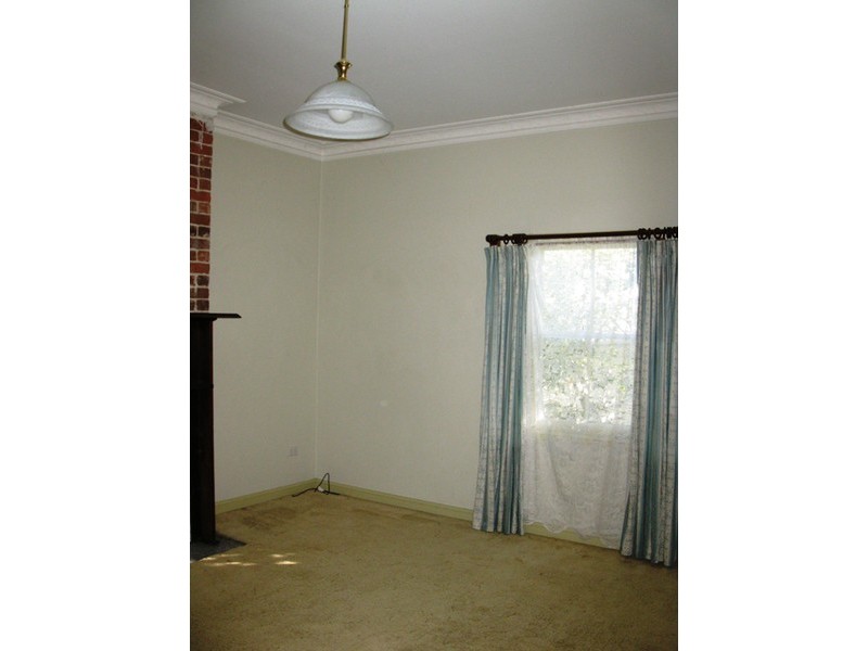 2 Albert Street, Taree NSW 2430