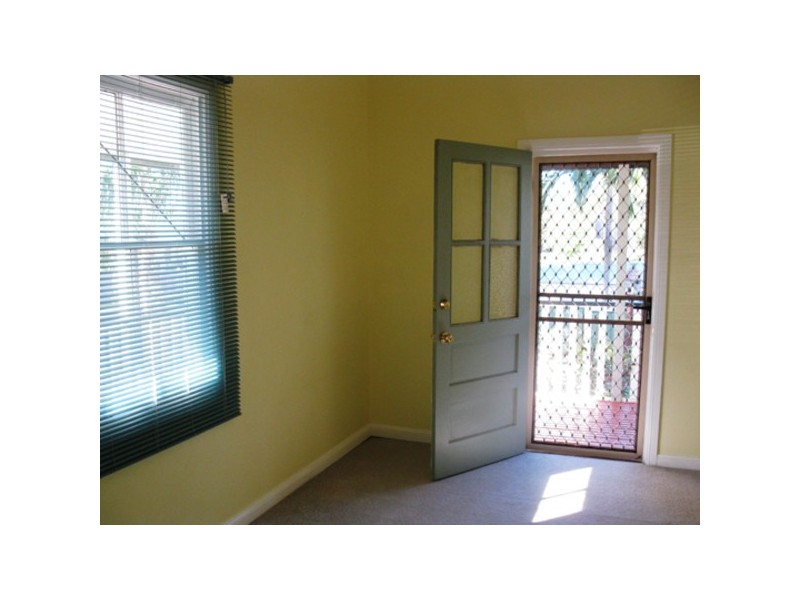 2 Albert Street, Taree NSW 2430