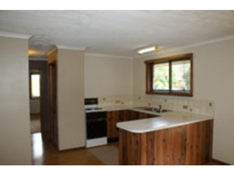 8 Tata Place, Tinonee NSW 2430