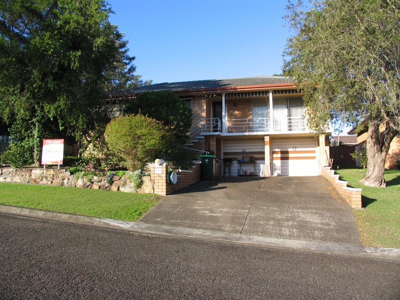 2 Omaru Crescent, Taree NSW 2430