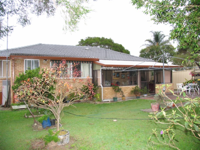 2 Omaru Crescent, Taree NSW 2430