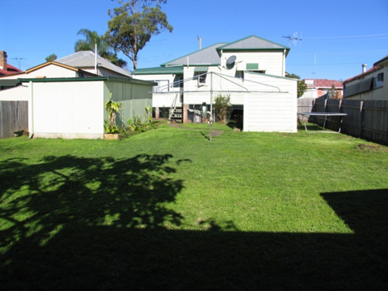 245 Victoria Street, Taree NSW 2430