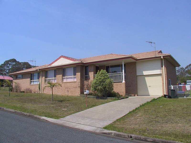 2 Webster Close, Tinonee NSW 2430