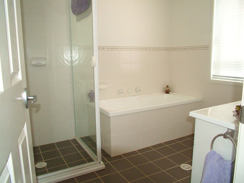 Wadalba NSW 2259