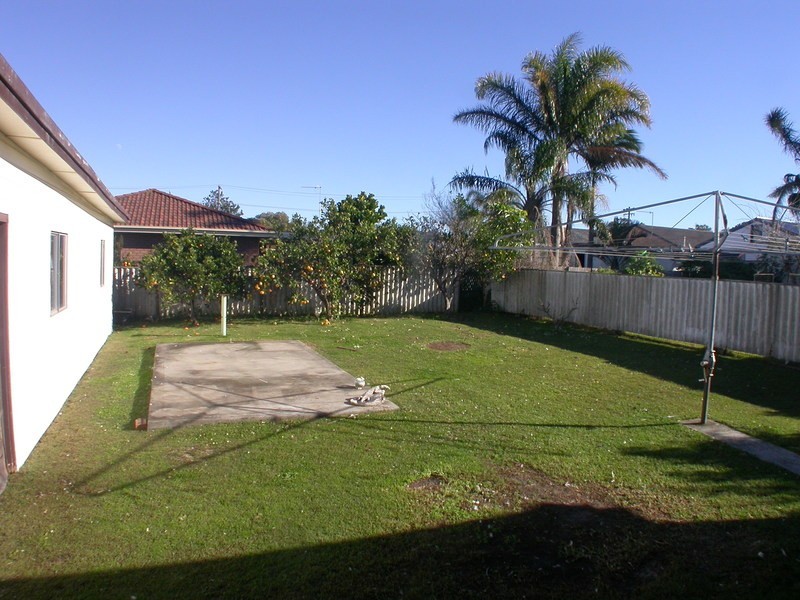 12 Crown Street, Toukley NSW 2263