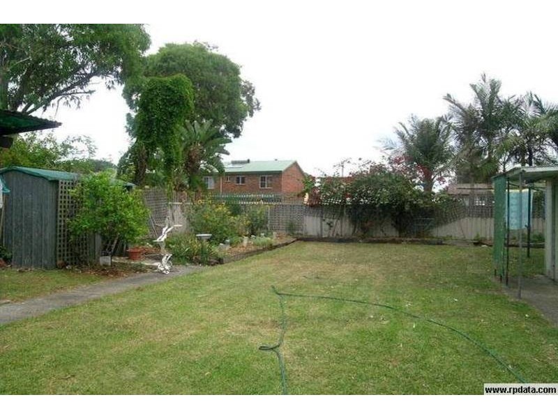 8 Dalnott Road, Gorokan NSW 2263