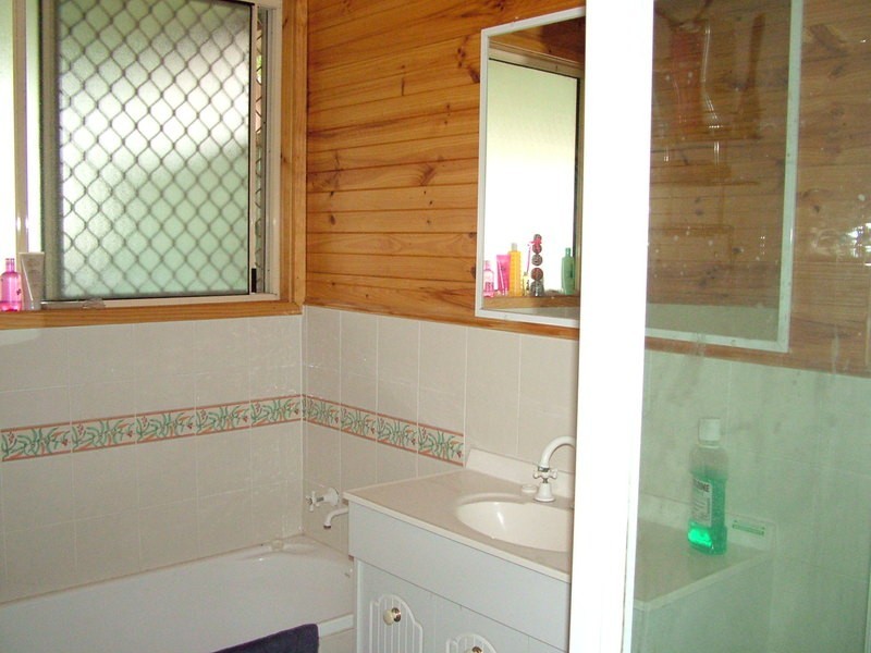 12 Goobarabah Avenue, Gorokan NSW 2263