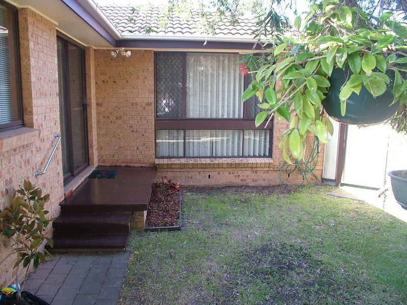 60 Gilbert Avenue, Gorokan NSW 2263