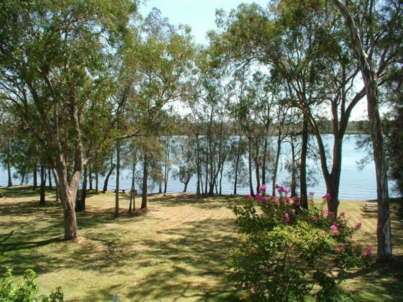 Mannering Park NSW 2259