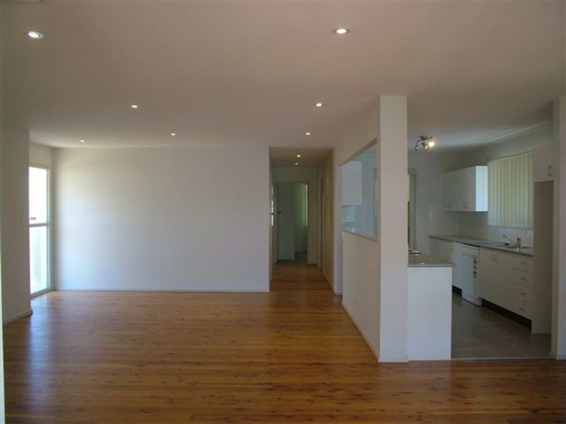 Mannering Park NSW 2259