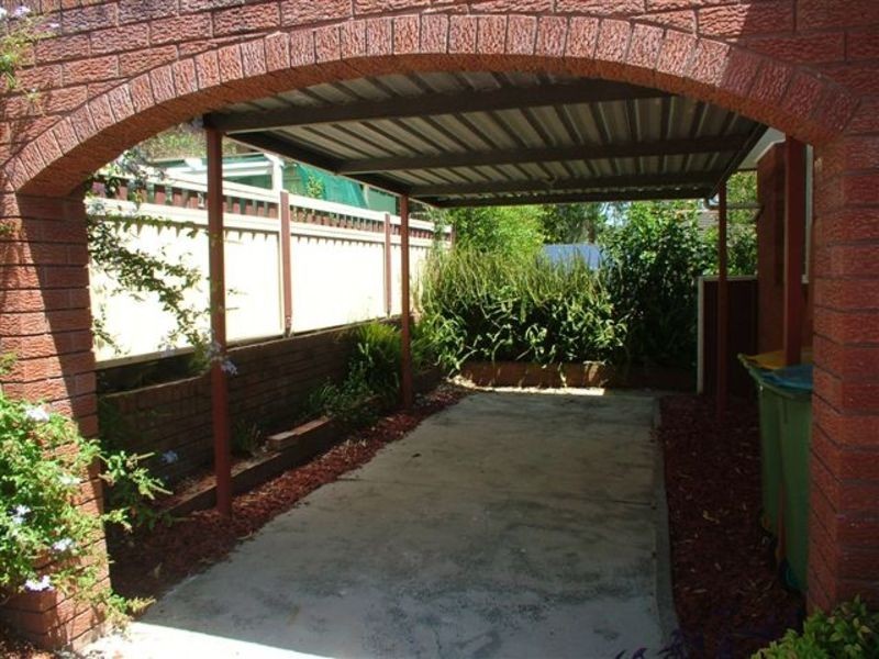 Mannering Park NSW 2259