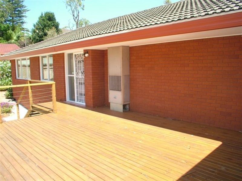 Mannering Park NSW 2259