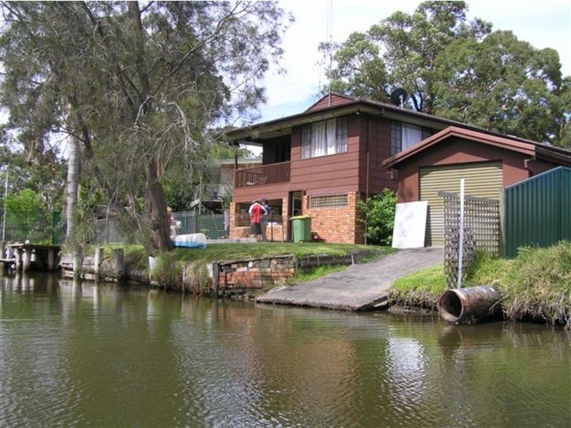 Blue Haven NSW 2262