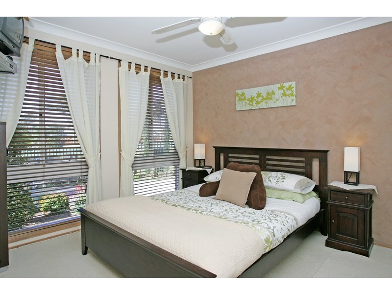 13 Farnol Place, Watanobbi NSW 2259