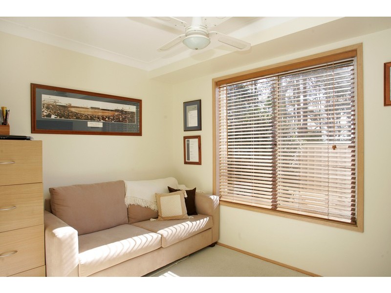 13 Farnol Place, Watanobbi NSW 2259