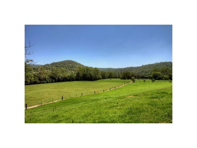 28 Macadamia Lane, Yarramalong NSW 2259