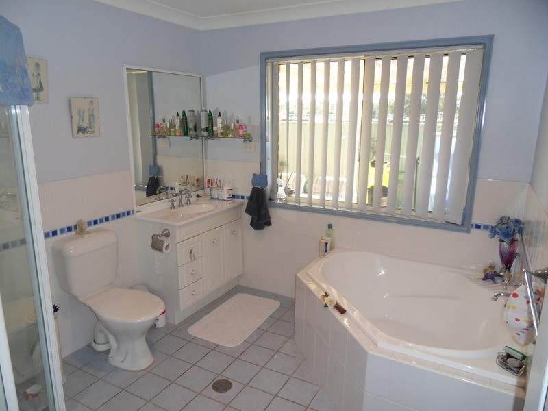 Canton Beach NSW 2263