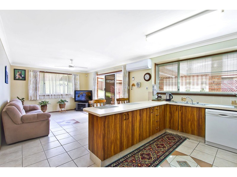 26 Twin Lakes Drive, Lake Haven NSW 2263