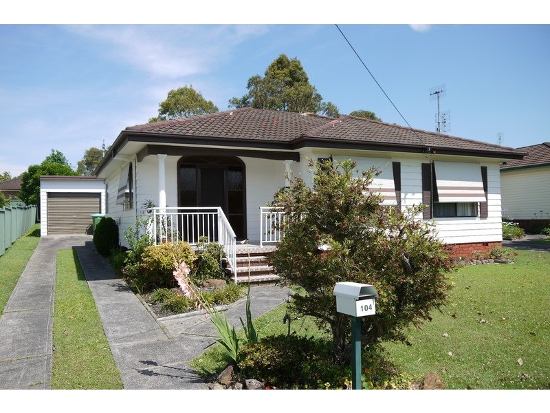 104 Westbrook Parade, Gorokan NSW 2263