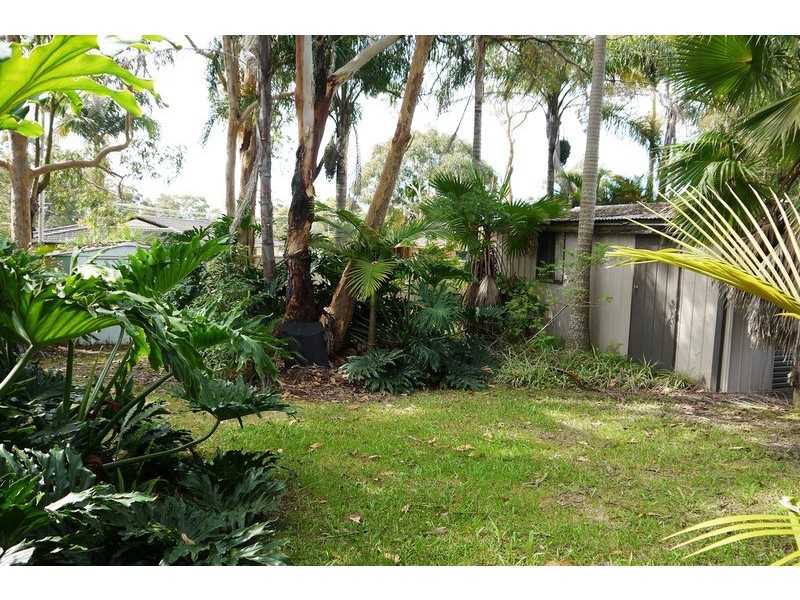 Mannering Park NSW 2259