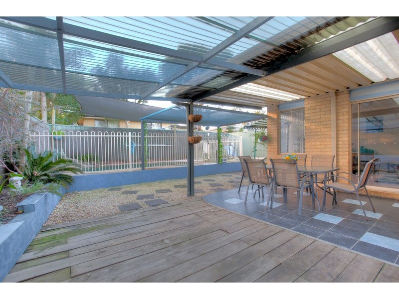 100 Pinehurst Way, Blue Haven NSW 2262